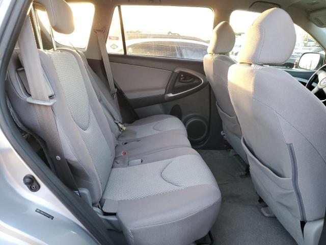 Photo 6 from auction – 2006 TOYOTA RAV4 with VIN JTMBD35V565012501