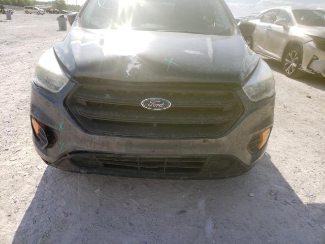 Photo 9 from auction – 2017 FORD ESCAPE S with VIN 1FMCU0F72HUB02020