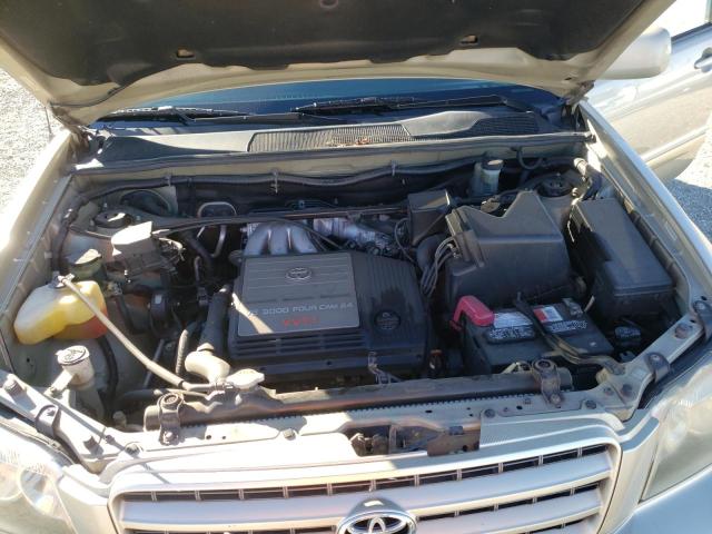 Photo 7 from auction – 2002 TOYOTA HIGHLANDER with VIN JTEGF21A220042748