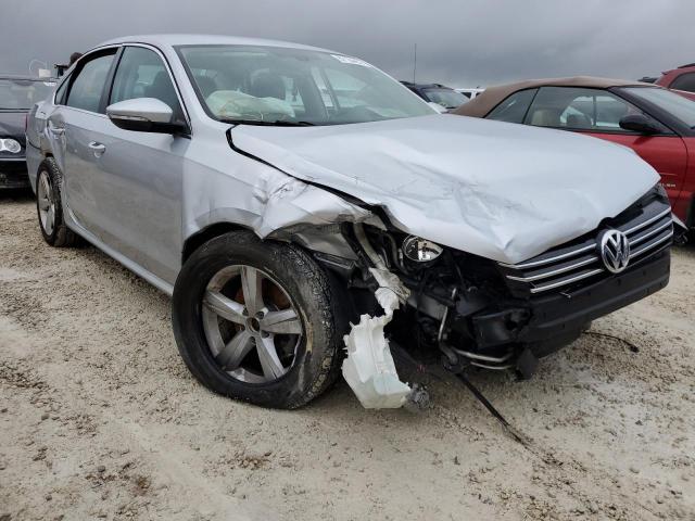 VOLKSWAGEN PASSAT SE 2012 with VIN 1VWBP7A37CC095811 - Photo from auction