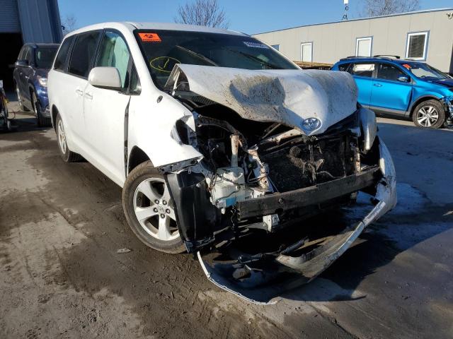 TOYOTA SIENNA BAS 2011 with VIN 5TDKA3DC6BS008020 - Photo from auction