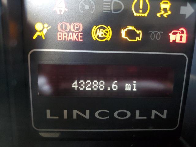 Zdjęcie 8 z aukcji – 2011 LINCOLN NAVIGATOR z VIN 5LMJJ2J51BEJ00713