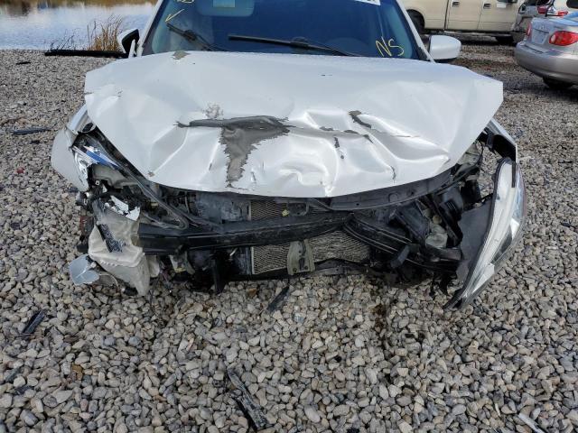 Photo 7 from auction – 2015 NISSAN SENTRA S with VIN 3N1AB7AP0FL689250
