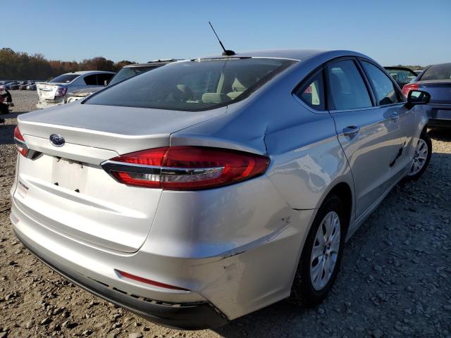 Photo 4 from auction – 2019 FORD FUSION S with VIN 3FA6P0G72KR161273