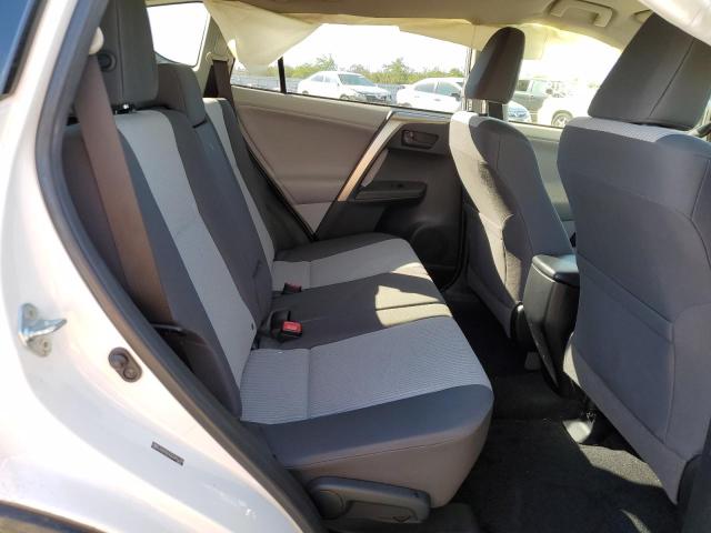 Photo 6 from auction – 2013 TOYOTA RAV4 LE with VIN JTMZFREV2DD001129