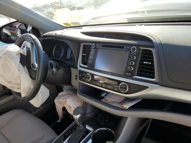 Photo 9 from auction – 2019 TOYOTA HIGHLANDER with VIN 5TDJZRFH3KS586396