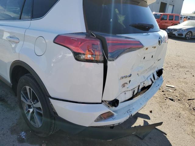 Photo 9 from auction – 2017 TOYOTA RAV4 XLE with VIN JTMWFREV0HJ126835