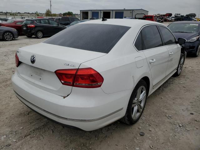 Photo 4 from auction – 2014 VOLKSWAGEN PASSAT SEL with VIN 1VWCN7A31EC045368