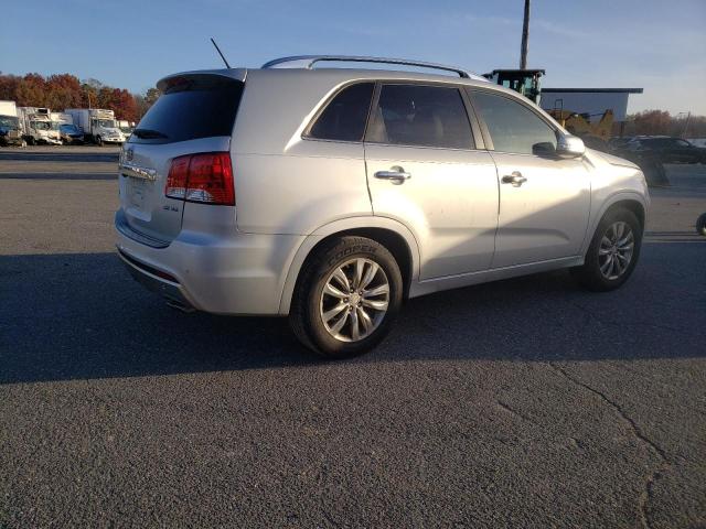 Photo 4 from auction – 2012 KIA SORENTO SX with VIN 5XYKW4A20CG277406