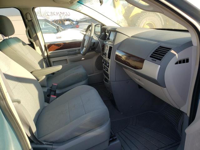 Photo 5 from auction – 2010 CHRYSLER TOWN & COU with VIN 2A4RR5D12AR310682