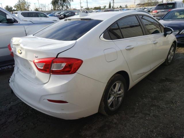 Photo 4 from auction – 2017 CHEVROLET CRUZE LT with VIN 3G1BE5SM4HS520884