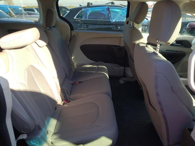 Photo 6 from auction – 2017 CHRYSLER PACIFICA T with VIN 2C4RC1DG7HR688026