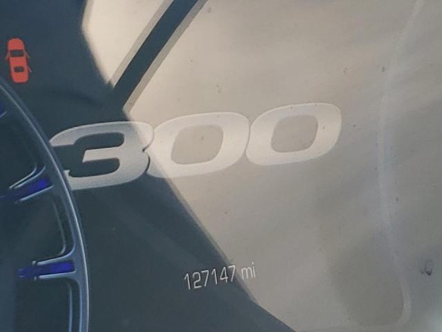 Photo 8 from auction – 2015 CHRYSLER 300 LIMITE with VIN 2C3CCAAG7FH833132