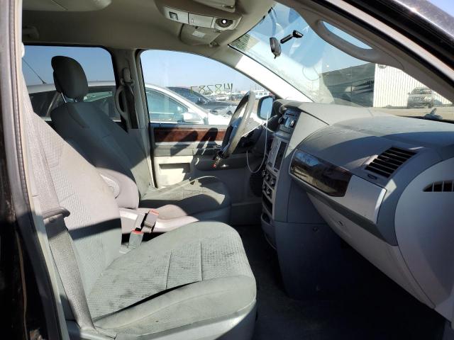 Photo 5 from auction – 2010 CHRYSLER TOWN & COU with VIN 2A4RR5D1XAR413493