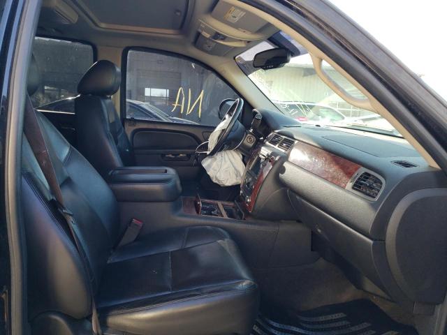 Photo 5 from auction – 2011 CHEVROLET AVALANCHE with VIN 3GNTKGE33BG234643