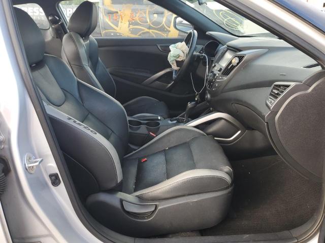 Photo 5 from auction – 2017 HYUNDAI VELOSTER T with VIN KMHTC6AE5HU313823