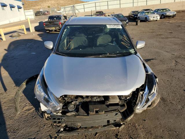 Photo 5 from auction – 2019 NISSAN KICKS S with VIN 3N1CP5CU6KL559727