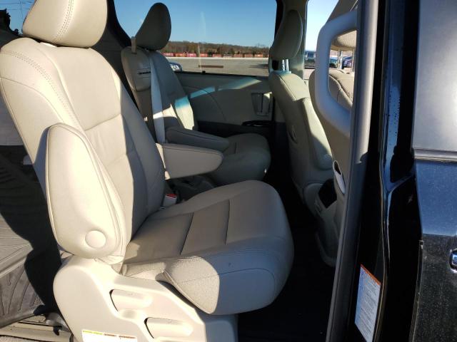 Photo 6 from auction – 2017 TOYOTA SIENNA XLE with VIN 5TDYZ3DC6HS873114