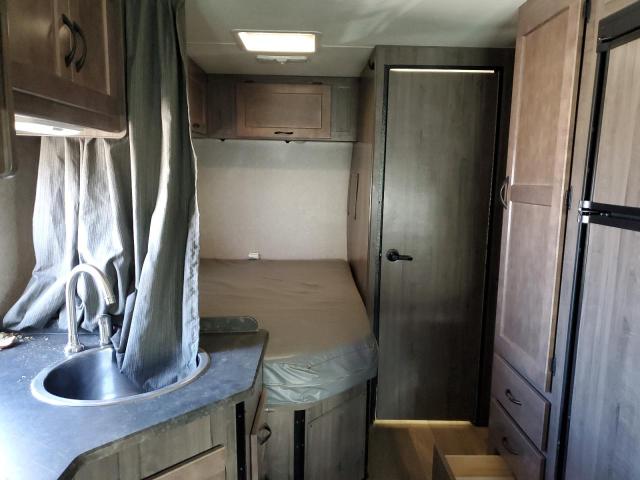 Photo 6 from auction – 2019 FORD ECONOLINE with VIN 1FDWE3FS8KDC31290