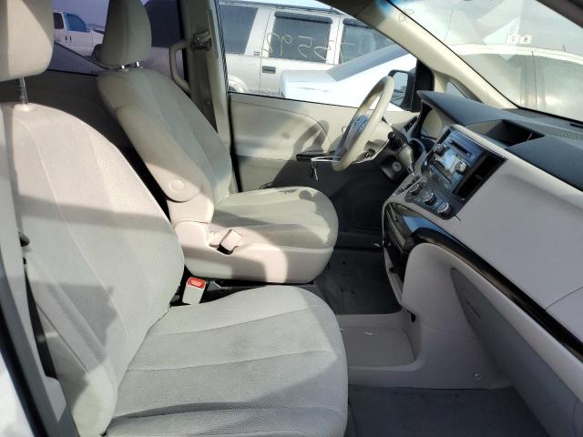 Photo 5 from auction – 2012 TOYOTA SIENNA BAS with VIN 5TDKA3DC2CS011210