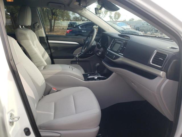 Photo 5 from auction – 2019 TOYOTA HIGHLANDER with VIN 5TDZARFH2KS047150