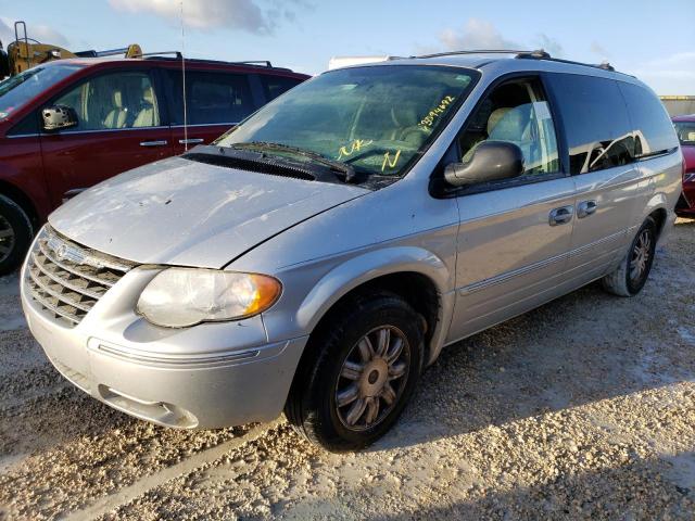 Photo 2 from auction – 2005 CHRYSLER TOWN & COU with VIN 2C4GP54L45R356444