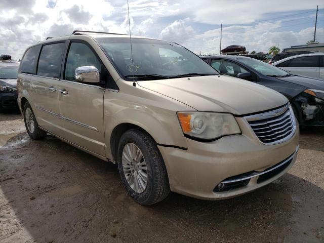 CHRYSLER TOWN & COU 2012 with VIN 2C4RC1GG4CR250519 - Photo from auction