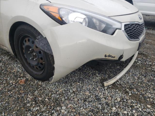 Photo 9 from auction – 2015 KIA FORTE LX with VIN KNAFK4A68F5367980