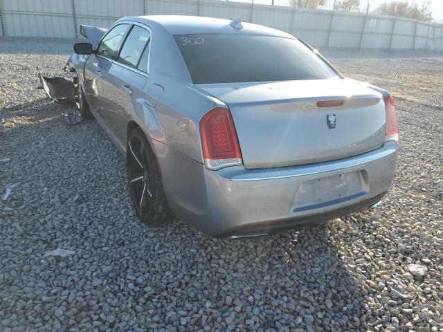 Photo 3 from auction – 2017 CHRYSLER 300 LIMITE with VIN 2C3CCAAG6HH584535