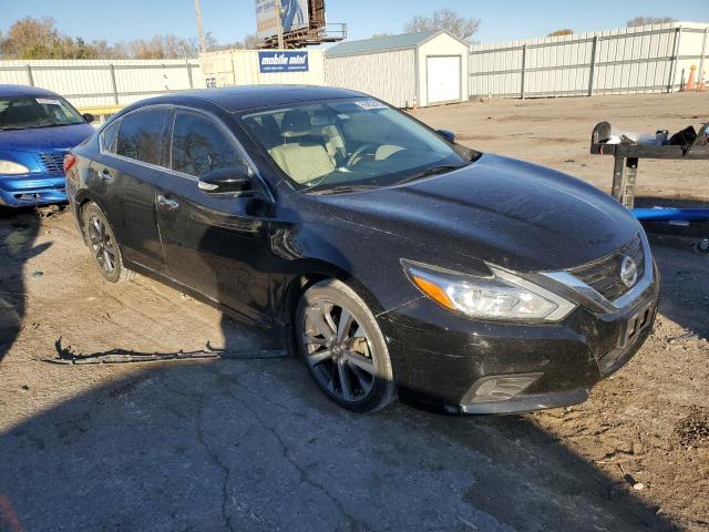 NISSAN ALTIMA 2.5 2017 with VIN 1N4AL3AP7HC491224 - Photo from auction