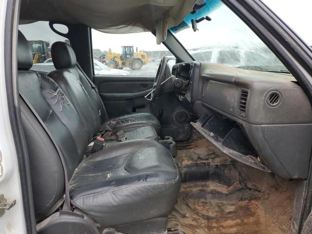 Photo 5 from auction – 2006 CHEVROLET SILVERADO with VIN 1GCHC23UX6F267804