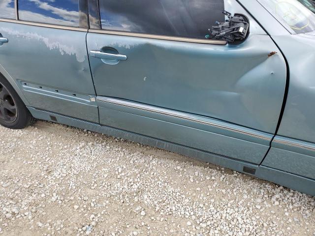 Photo 9 from auction – 2002 MERCEDES-BENZ E 320 with VIN WDBJF65J12B461205