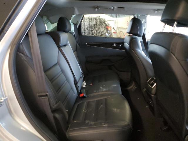 Photo 6 from auction – 2017 KIA SORENTO EX with VIN 5XYPH4A17HG266627
