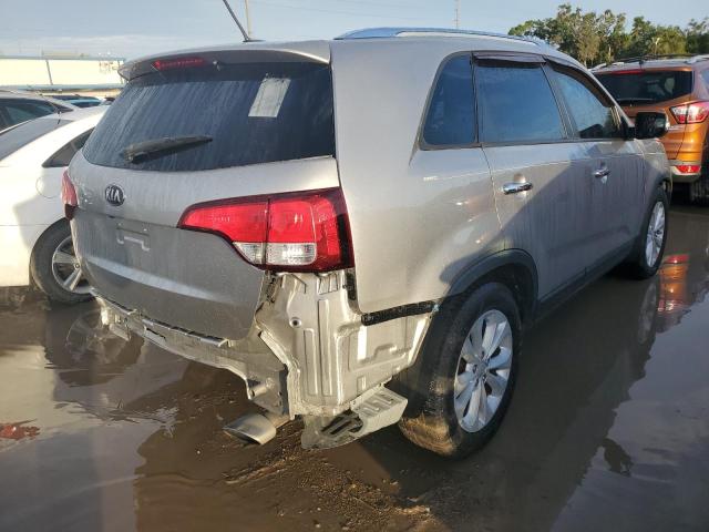 Photo 4 from auction – 2015 KIA SORENTO EX with VIN 5XYKU4A71FG583939