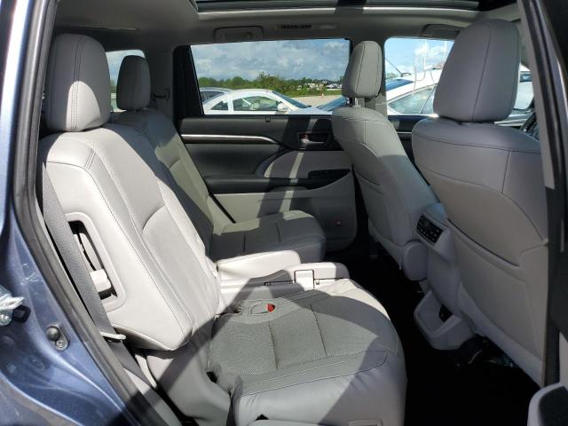 Photo 6 from auction – 2015 TOYOTA HIGHLANDER with VIN 5TDYKRFH0FS076354