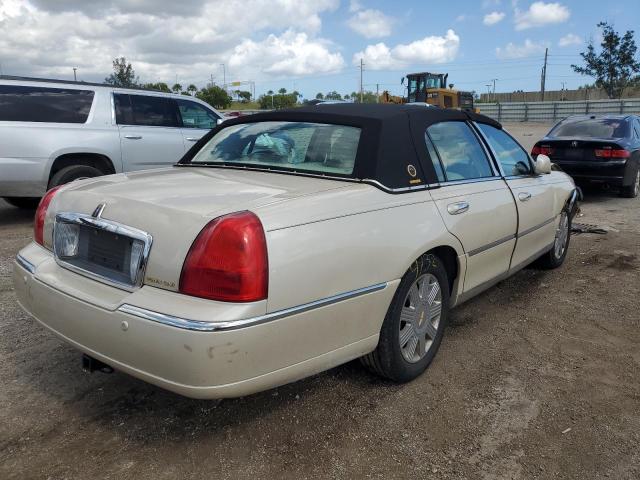 Photo 4 from auction – 2003 LINCOLN TOWN CAR C with VIN 1LNHM83W83Y670872