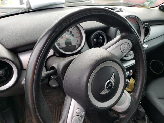 Photo 8 from auction – 2010 MINI COOPER with VIN WMWMF3C56ATZ64589