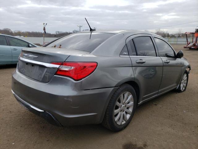 Photo 4 from auction – 2013 CHRYSLER 200 TOURIN with VIN 1C3CCBBB7DN695833