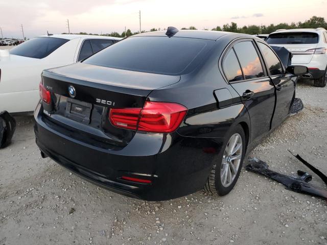 Photo 4 from auction – 2018 BMW 320 XI with VIN WBA8A3C51JA357706