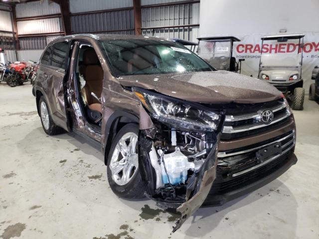 TOYOTA HIGHLANDER 2019 with VIN 5TDDZRFH2KS706492 - Photo from auction
