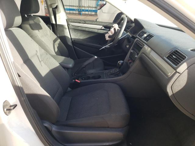 Photo 5 from auction – 2013 VOLKSWAGEN PASSAT S with VIN 1VWAP7A32DC129215