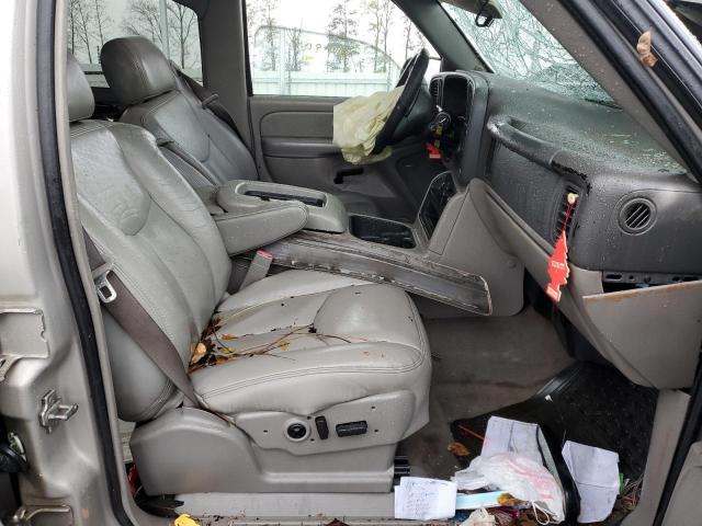 Photo 5 from auction – 2005 CHEVROLET AVALANCHE with VIN 3GNEC12Z95G279618