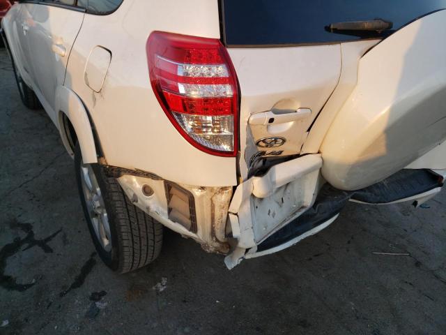 Photo 9 from auction – 2011 TOYOTA RAV4 LIMIT with VIN 2T3DF4DV4BW116796