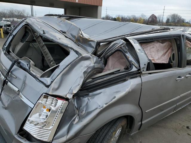Photo 9 from auction – 2014 CHRYSLER TOWN & COU with VIN 2C4RC1BG4ER382156