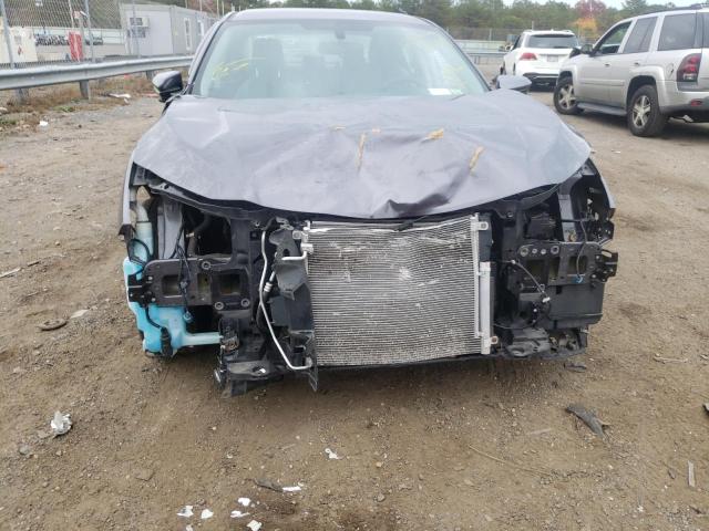 Photo 9 from auction – 2017 HONDA CIVIC LX with VIN 2HGFC2F55HH538993
