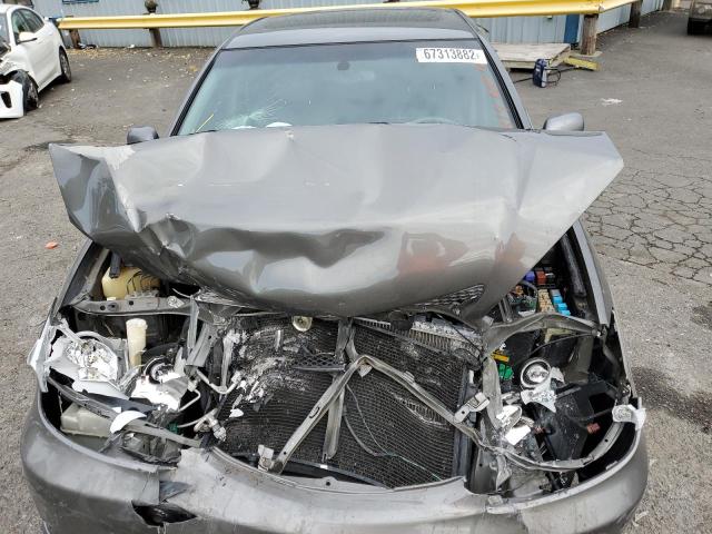 Photo 7 from auction – 2003 TOYOTA CAMRY LE with VIN JTDBF30KX30150003