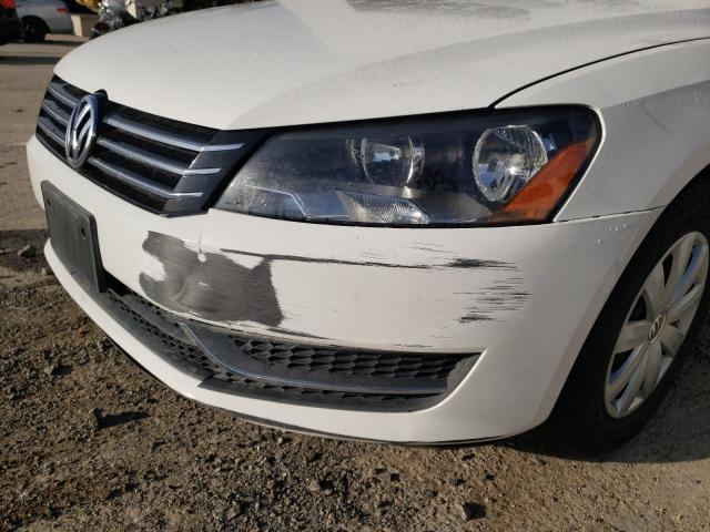 Photo 9 from auction – 2013 VOLKSWAGEN PASSAT S with VIN 1VWAP7A32DC129215