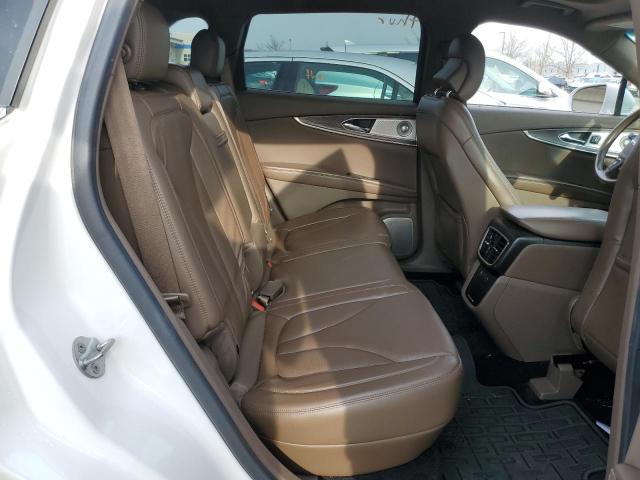 Photo 6 from auction – 2016 LINCOLN MKX RESERV with VIN 2LMTJ8LP2GBL40437