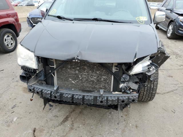 Photo 9 from auction – 2014 CHRYSLER TOWN & COU with VIN 2C4RC1CG7ER219452