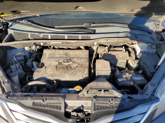 Photo 7 from auction – 2011 TOYOTA SIENNA XLE with VIN 5TDYK3DC6BS001527